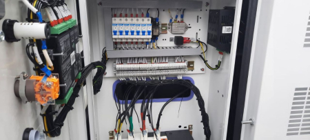 Дизельный генератор  AD-50-Т400 Prof в кожухе со встроенным АВР