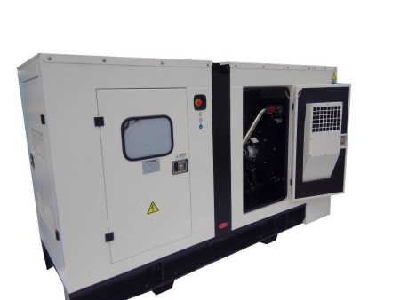 Дизельный генератор  LG150C (110 кВт) в кожухе